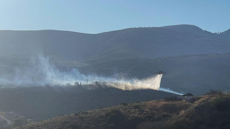 Φωτιά σε ξερά χόρτα στην Κυρά Βρύση Ισθμίας