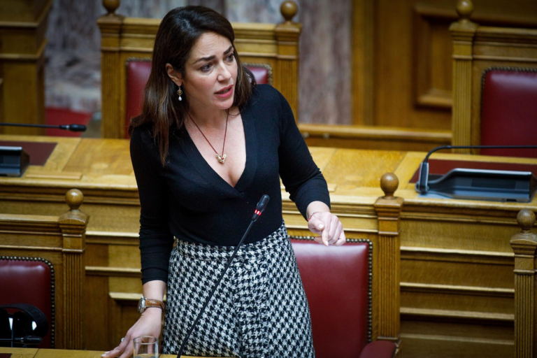 Ξεκάθαρη ομολογία από τη Δόμνα Μιχαηλίδου: «Δεν υπάρχει η ελληνική οικογένεια του μέλλοντος»!