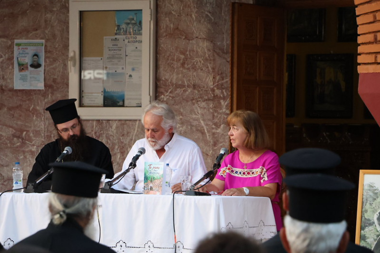 Παρουσιάστηκε στο Κιάτο το βιβλίο «Το Ράσο της Λευτεριάς»