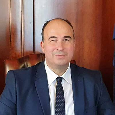 Δύσκολες ώρες για τον Αναστάσιο Γκιολή – Έφυγε από τη ζωή η γιαγιά του