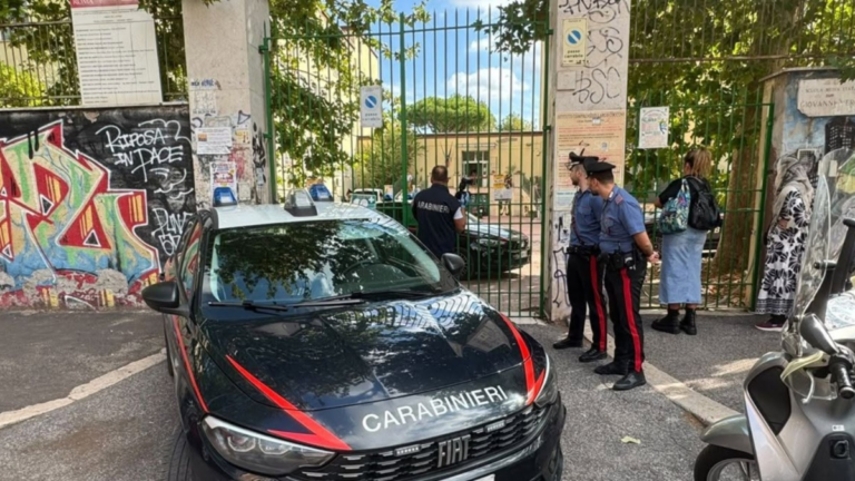 Ρώμη: 13χρονος μαθητής μαχαίρωσε καθηγήτριά του μέσα σε σχολείο