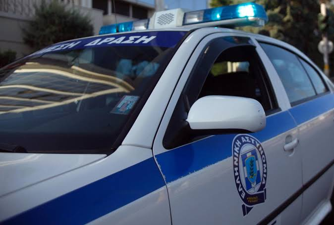 Ναύπλιο: Τρεις συλλήψεις για υπόθεση εμπορίας εργατών γης – 23 αλλοδαποί εντοπίστηκαν σε σπίτι