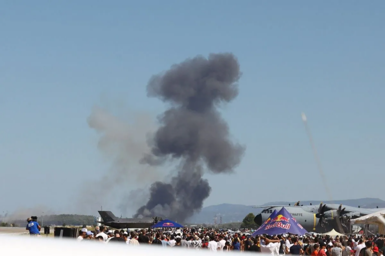 Συνετρίβη αεροσκάφος Phantom στην Τανάγρα κατά τη διάρκεια του Athens Flying Week