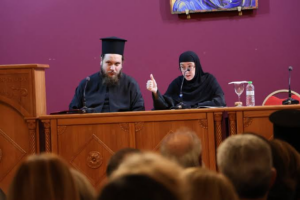 Κόρινθος: Με μεγάλη συμμετοχή ξεκίνησε η Σχολή Γονέων της Ιεράς Μητροπόλεως